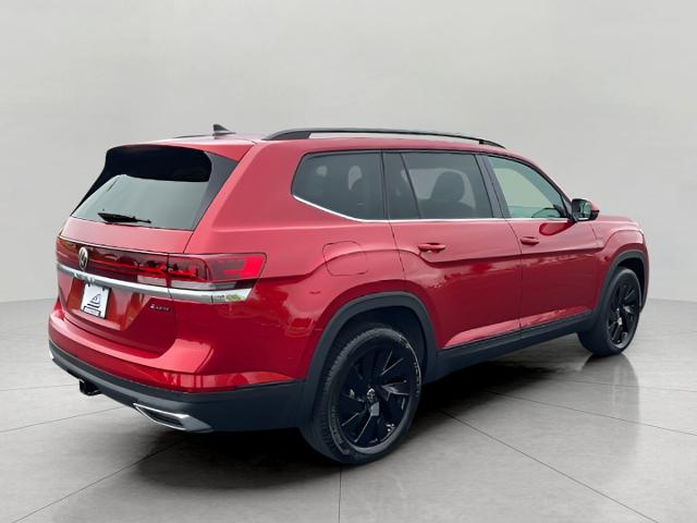 2024 Volkswagen Atlas Vehicle Photo in Oshkosh, WI 54904