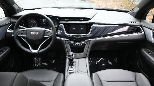 2024 Cadillac XT6 Vehicle Photo in NORWOOD, MA 02062-5222