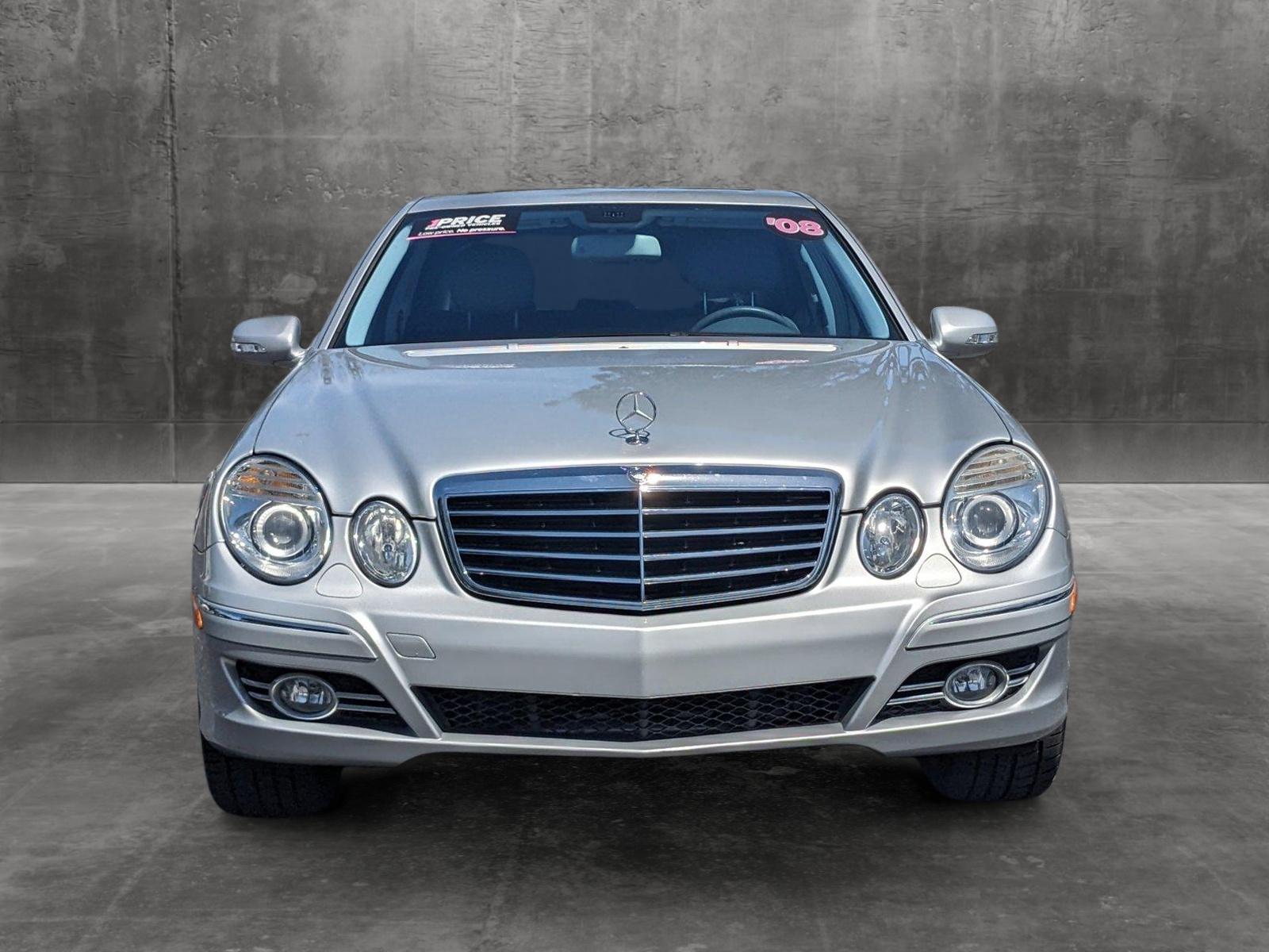 2008 Mercedes-Benz E-Class Vehicle Photo in GREENACRES, FL 33463-3207