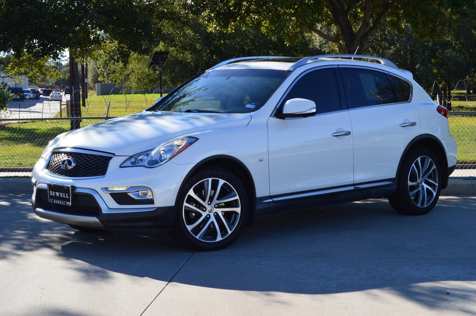 2016 INFINITI QX50 Vehicle Photo in Houston, TX 77090