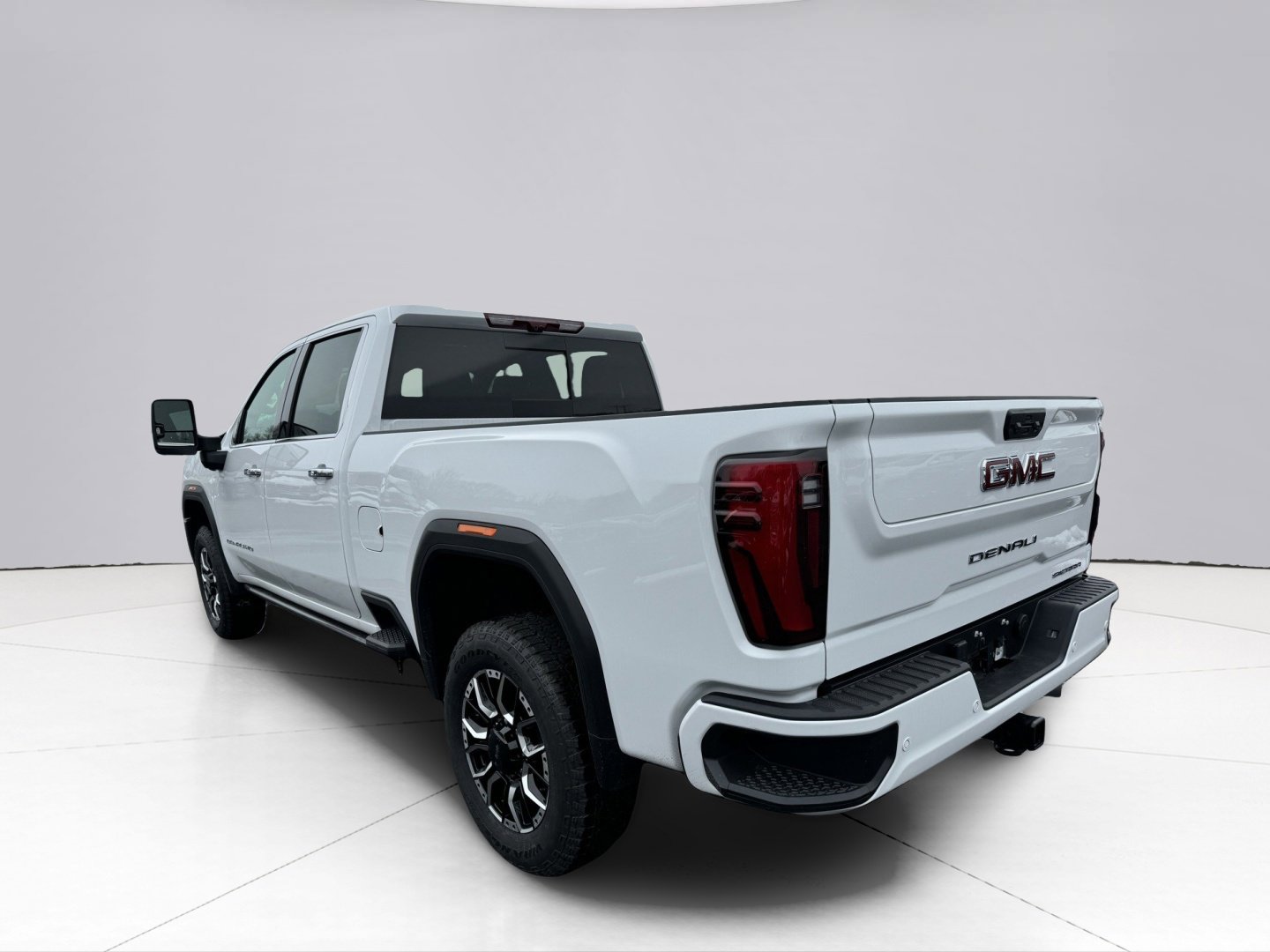 2024 GMC Sierra 3500HD Vehicle Photo in LEOMINSTER, MA 01453-2952