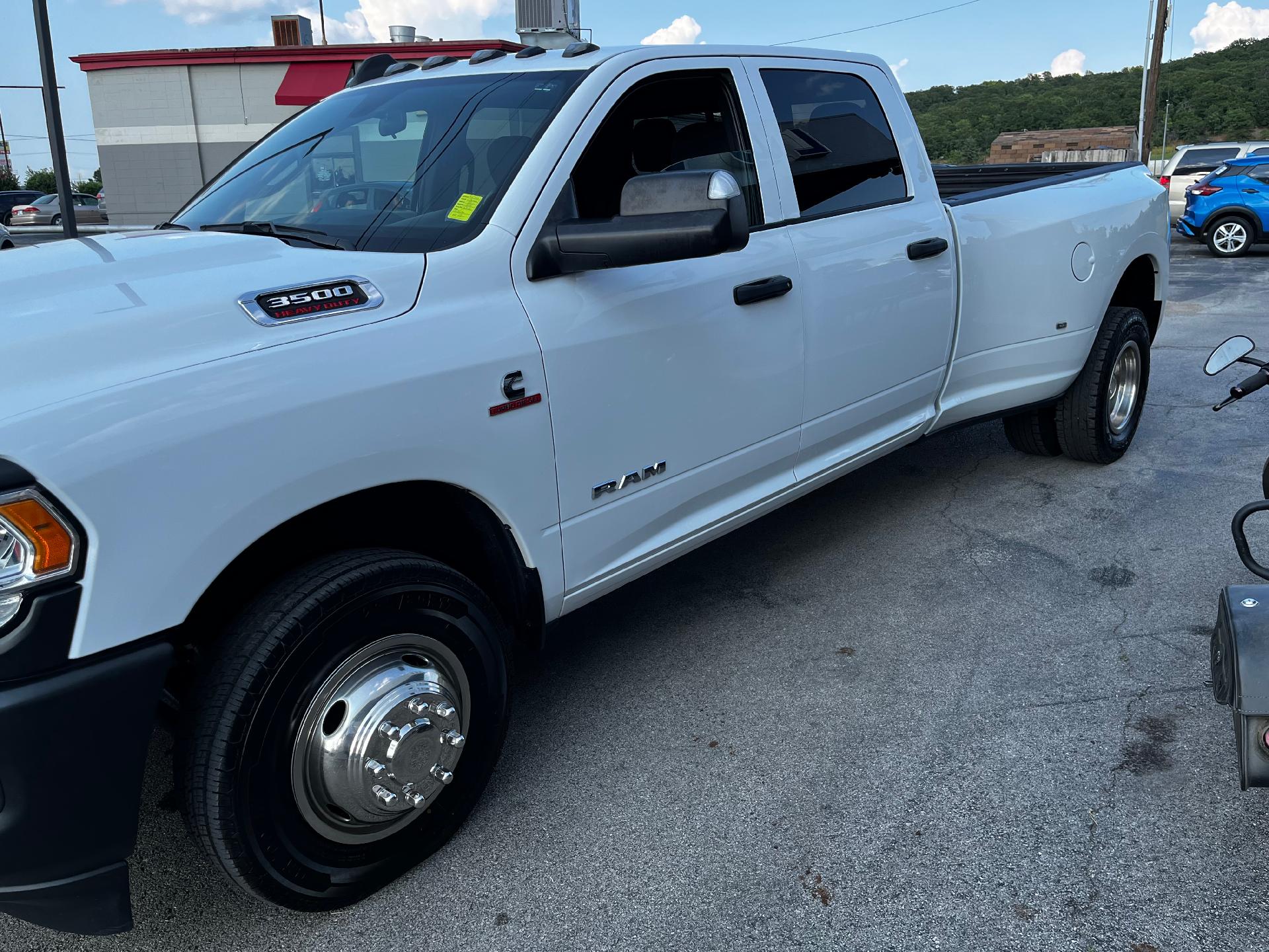 Used 2022 RAM Ram 3500 Pickup Tradesman with VIN 3C63RPGLXNG104985 for sale in Henryetta, OK