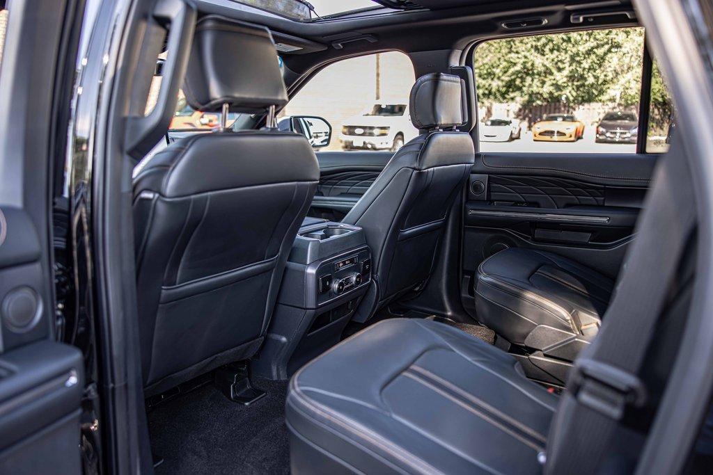 2023 Ford Expedition Vehicle Photo in Plainfield, IL 60586