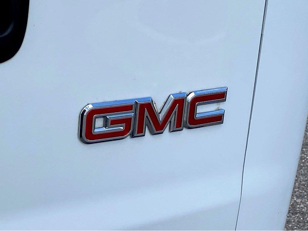 2019 GMC Savana Passenger Vehicle Photo in SAVANNAH, GA 31406-4513