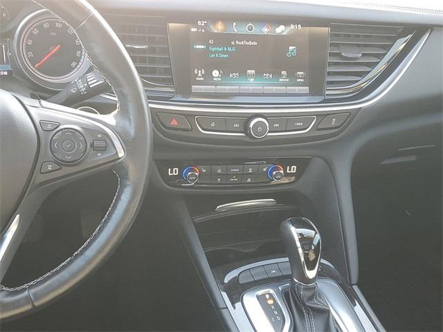 2018 Buick Regal TourX Vehicle Photo in GRAND BLANC, MI 48439-8139