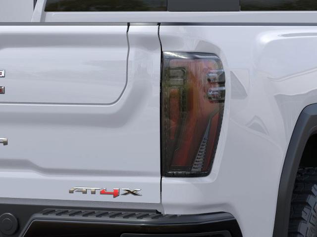 2025 GMC Sierra 2500 HD Vehicle Photo in PASADENA, CA 91107-3803