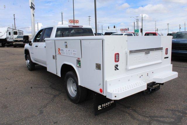 2024 Chevrolet Silverado 3500 HD Chassis Cab Vehicle Photo in SAINT CLAIRSVILLE, OH 43950-8512