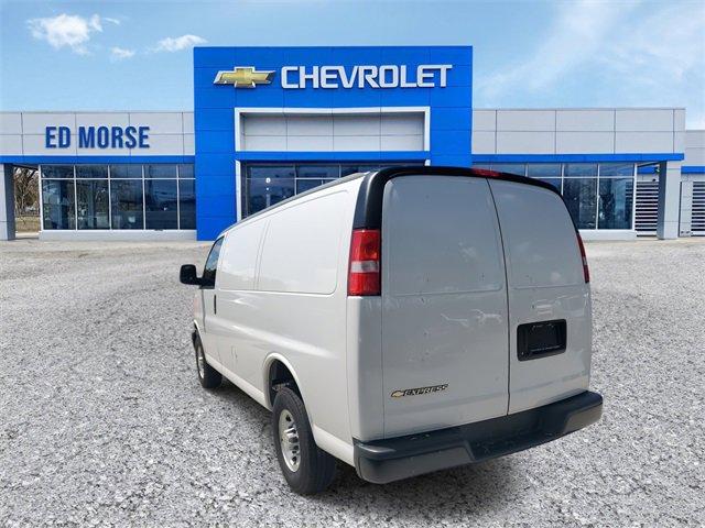 2024 Chevrolet Express Cargo 2500 Vehicle Photo in SUNRISE, FL 33323-3202