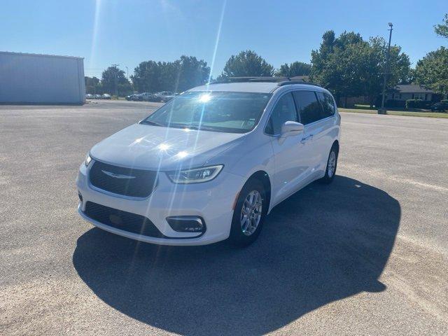 Used 2022 Chrysler Pacifica Touring L with VIN 2C4RC1BG6NR170746 for sale in Dexter, MO