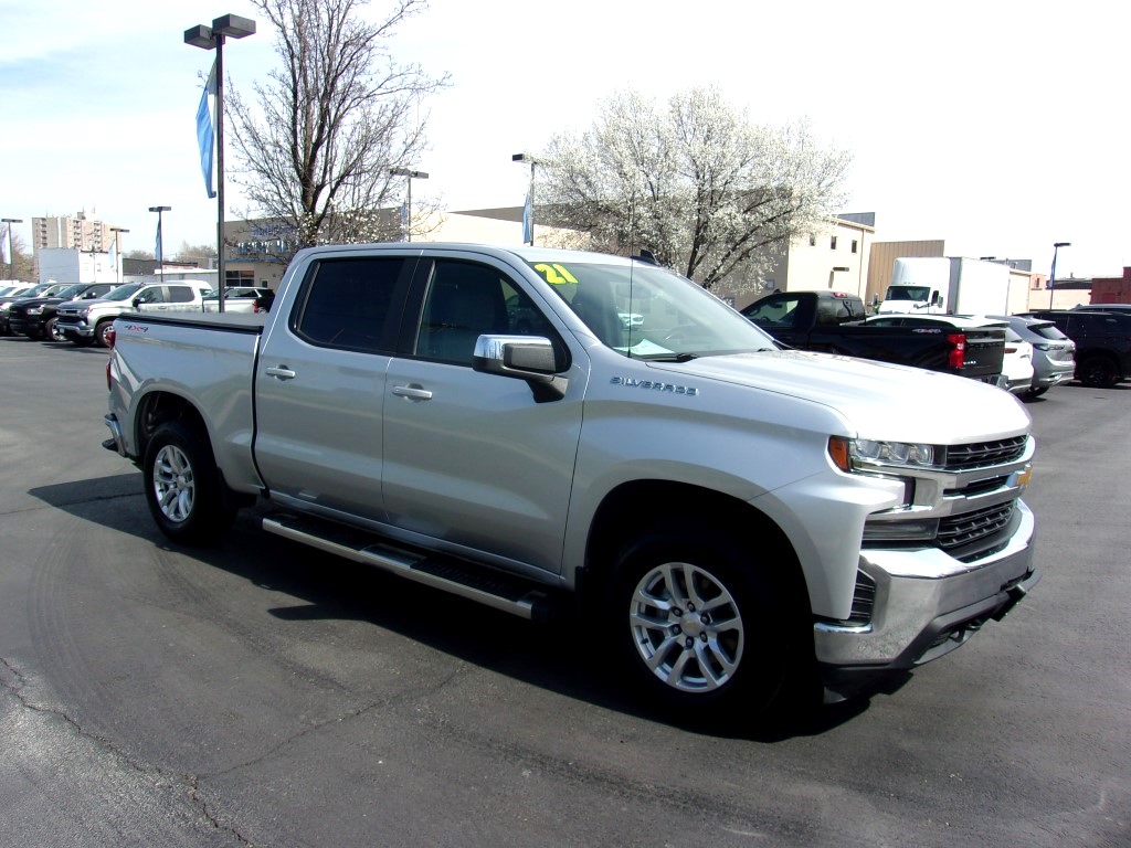 Used 2021 Chevrolet Silverado 1500 LT with VIN 3GCUYDED5MG329548 for sale in Kansas City