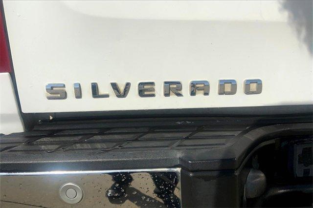 2013 Chevrolet Silverado 1500 Vehicle Photo in TOPEKA, KS 66609-0000