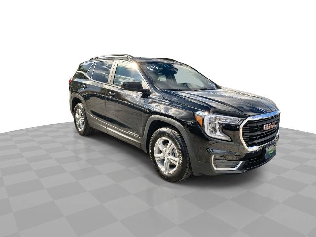 Used 2022 GMC Terrain SLE with VIN 3GKALTEV8NL112643 for sale in Williamsville, NY