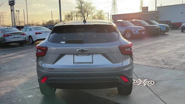 2025 Chevrolet Trax Vehicle Photo in JOLIET, IL 60435-8135