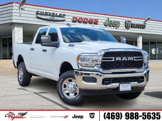 2024 Ram 2500 Vehicle Photo in Ennis, TX 75119-5114