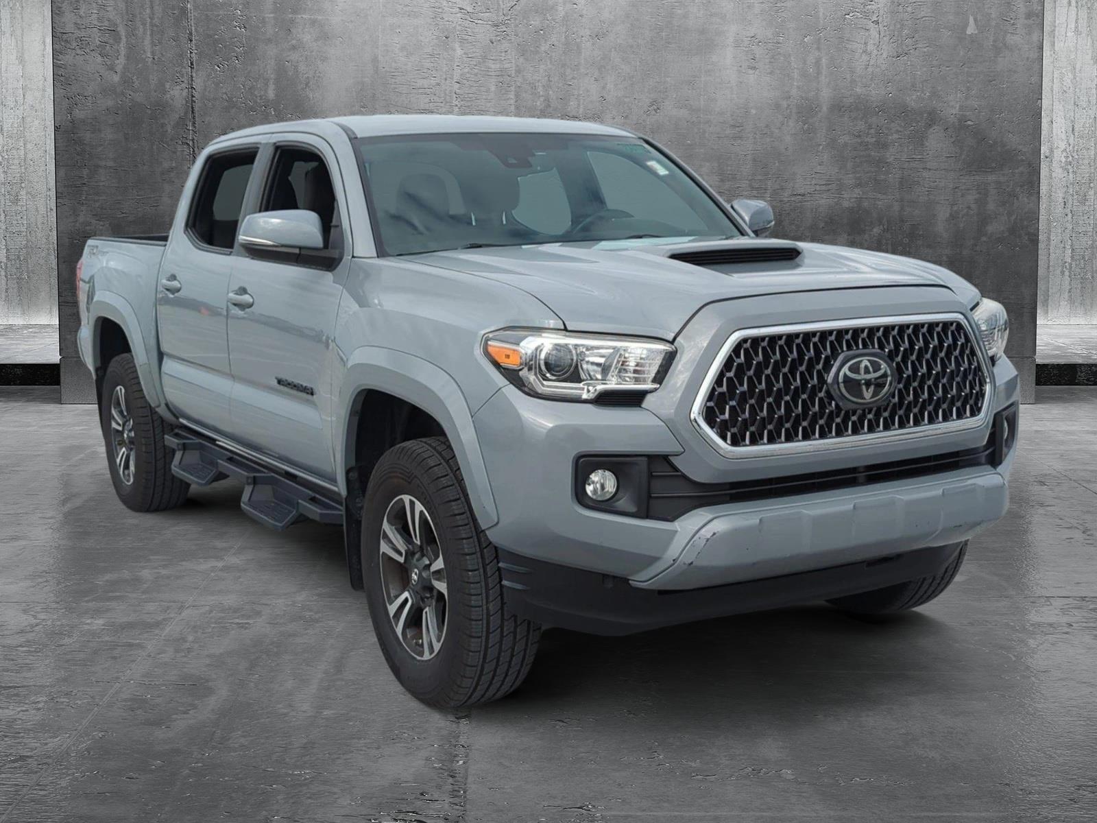 2019 Toyota Tacoma 2WD Vehicle Photo in Ft. Myers, FL 33907