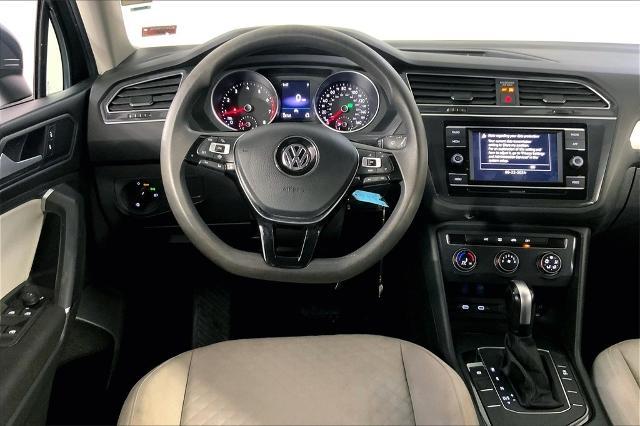 2020 Volkswagen Tiguan Vehicle Photo in Kansas City, MO 64114