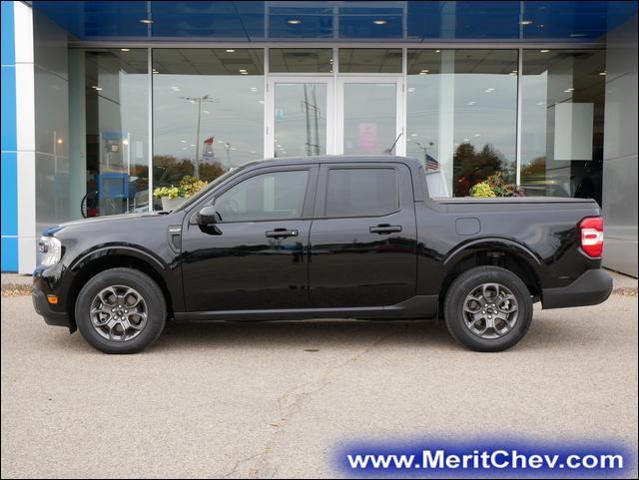 2024 Ford Maverick Vehicle Photo in MAPLEWOOD, MN 55119-4794