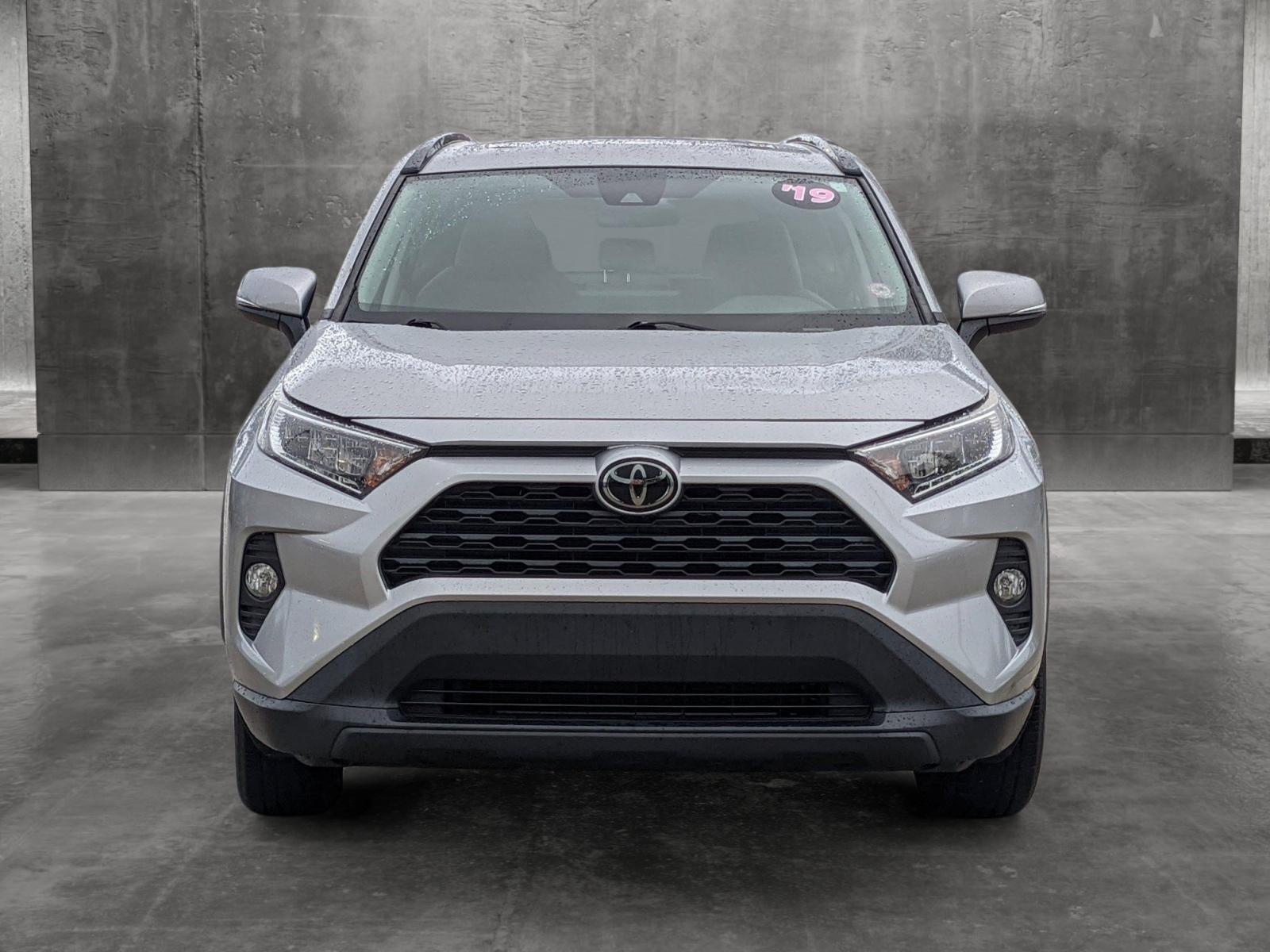 2019 Toyota RAV4 Vehicle Photo in Davie, FL 33331