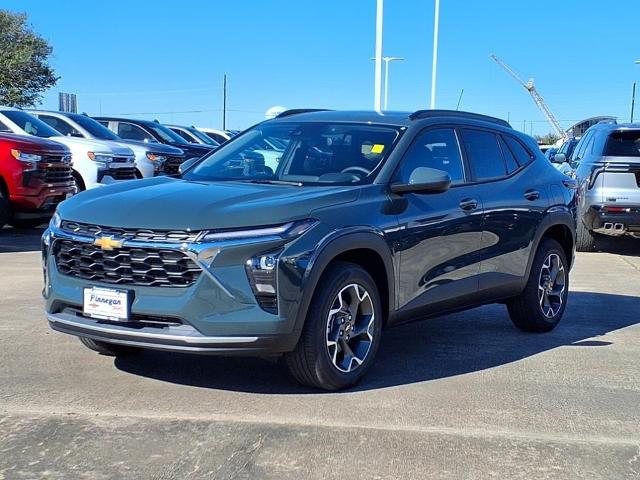 2025 Chevrolet Trax Vehicle Photo in ROSENBERG, TX 77471-5675