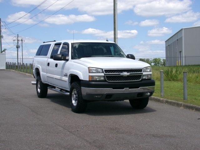 Used 2005 Chevrolet Silverado 2500HD LT with VIN 1GCHK23255F841581 for sale in Ozark, AL