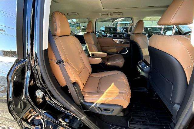 2025 INFINITI QX80 Vehicle Photo in San Antonio, TX 78230