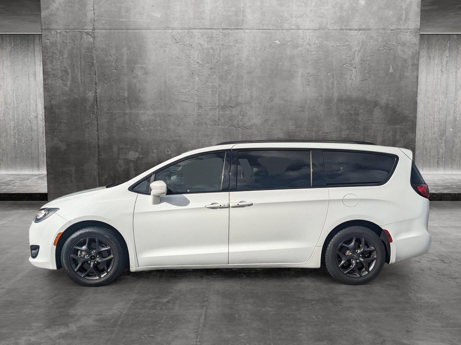 2019 Chrysler Pacifica Vehicle Photo in WEST PALM BEACH, FL 33407-3296