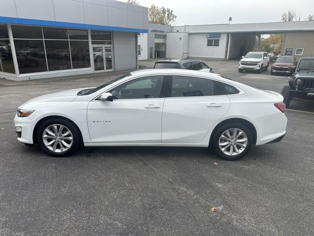 Used 2022 Chevrolet Malibu 1LT with VIN 1G1ZD5ST7NF131147 for sale in Conneaut, OH