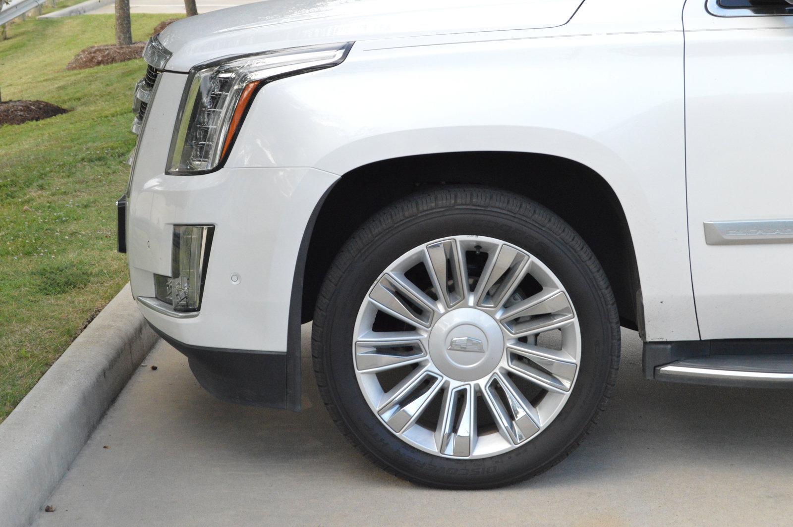 2018 Cadillac Escalade Vehicle Photo in Houston, TX 77090