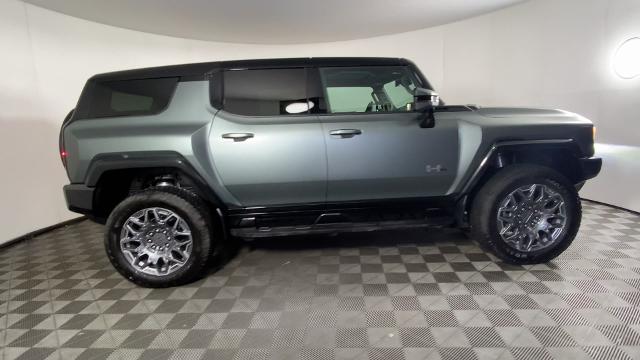 2024 GMC HUMMER EV SUV Vehicle Photo in ALLIANCE, OH 44601-4622