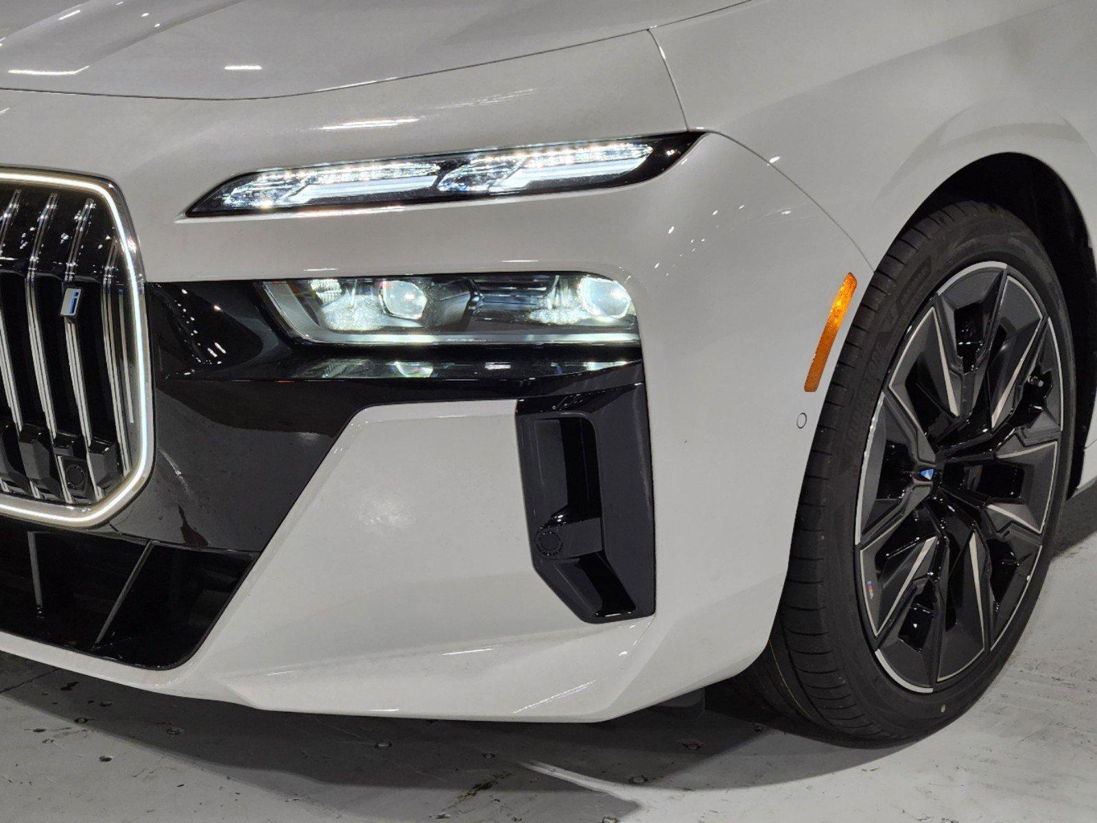 2024 BMW i7 Vehicle Photo in GRAPEVINE, TX 76051