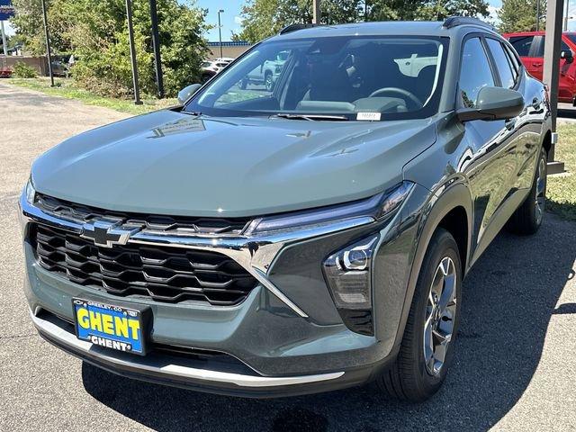 2025 Chevrolet Trax Vehicle Photo in GREELEY, CO 80634-4125