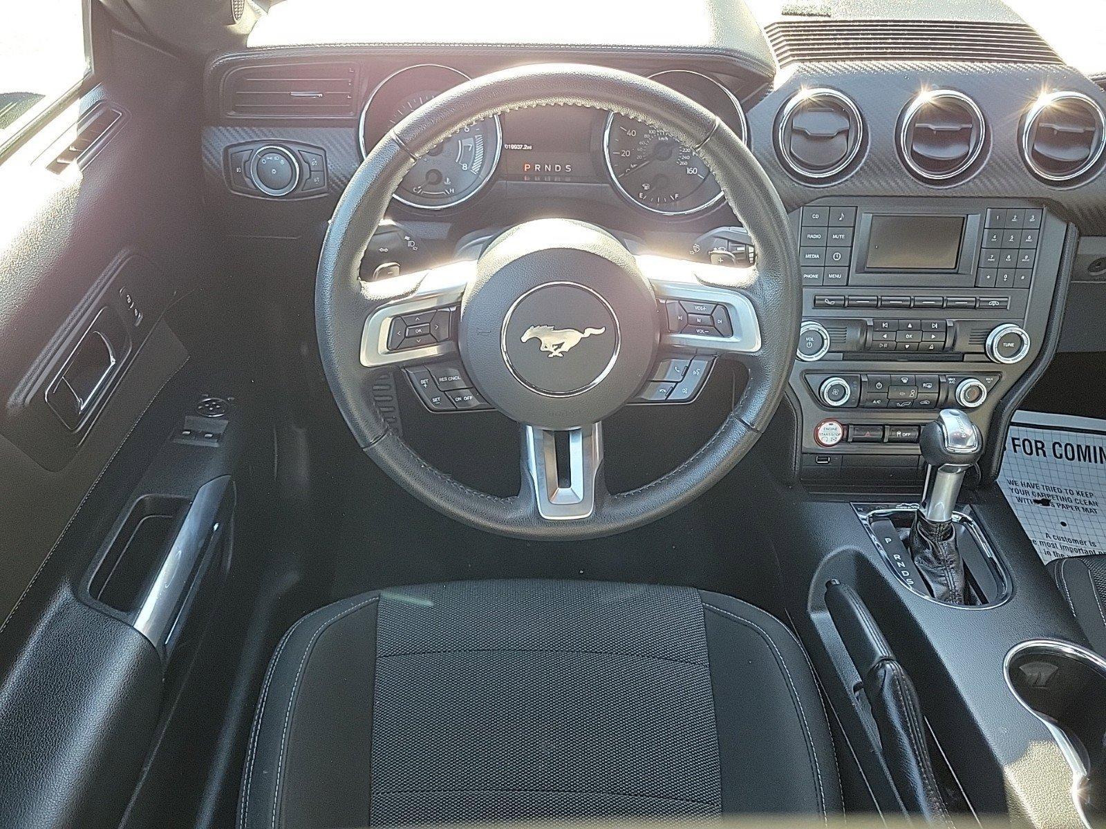 2015 Ford Mustang Vehicle Photo in Saint Charles, IL 60174