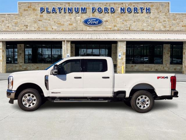 2024 Ford Super Duty F-250 SRW Vehicle Photo in Pilot Point, TX 76258