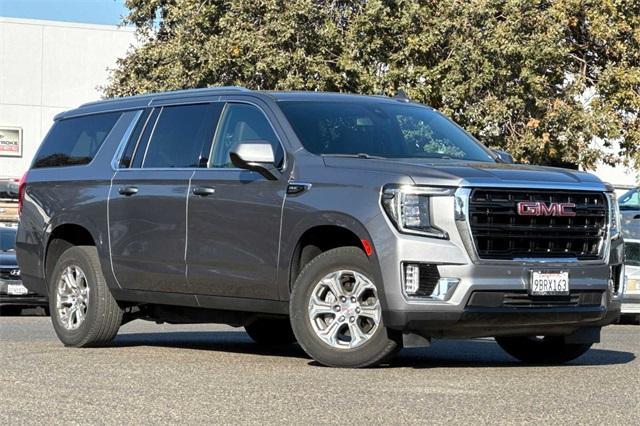 2022 GMC Yukon XL Vehicle Photo in ELK GROVE, CA 95757-8703