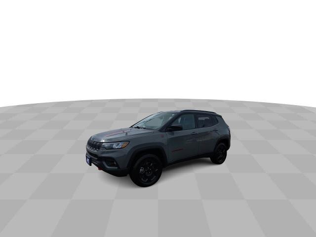 2024 Jeep Compass Vehicle Photo in NEDERLAND, TX 77627-8017