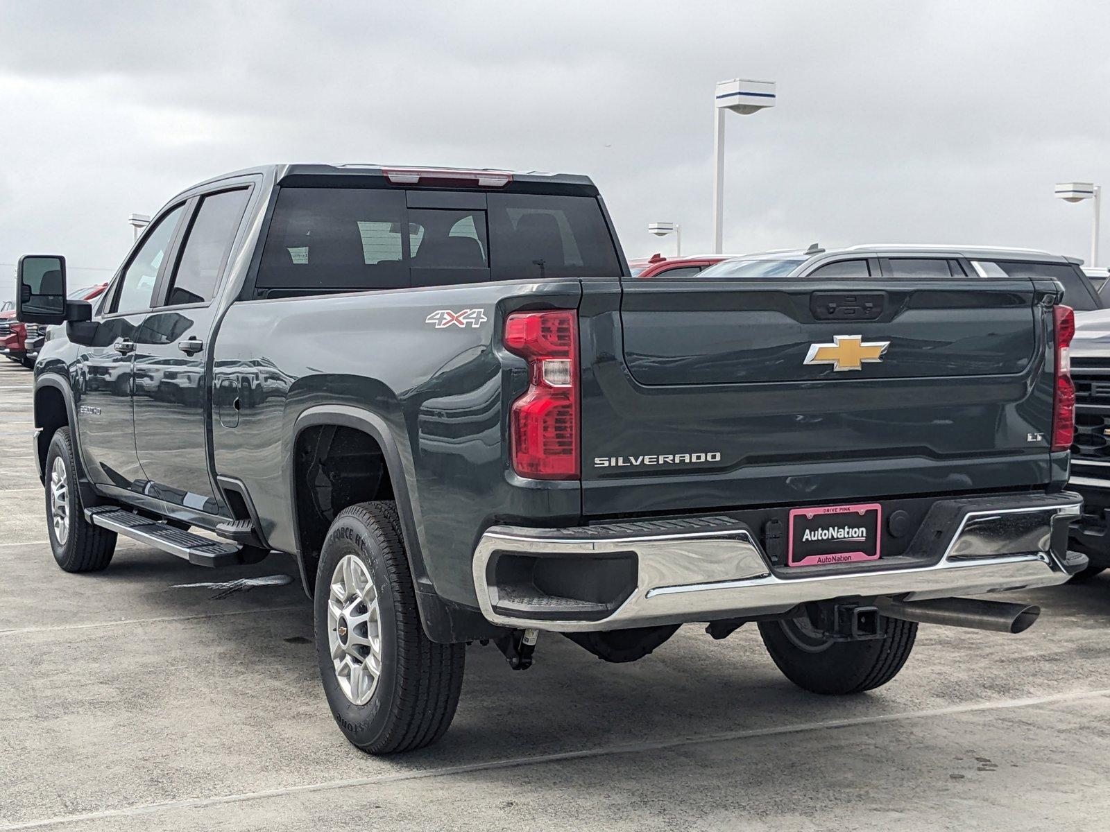 2025 Chevrolet Silverado 2500 HD Vehicle Photo in PEMBROKE PINES, FL 33024-6534