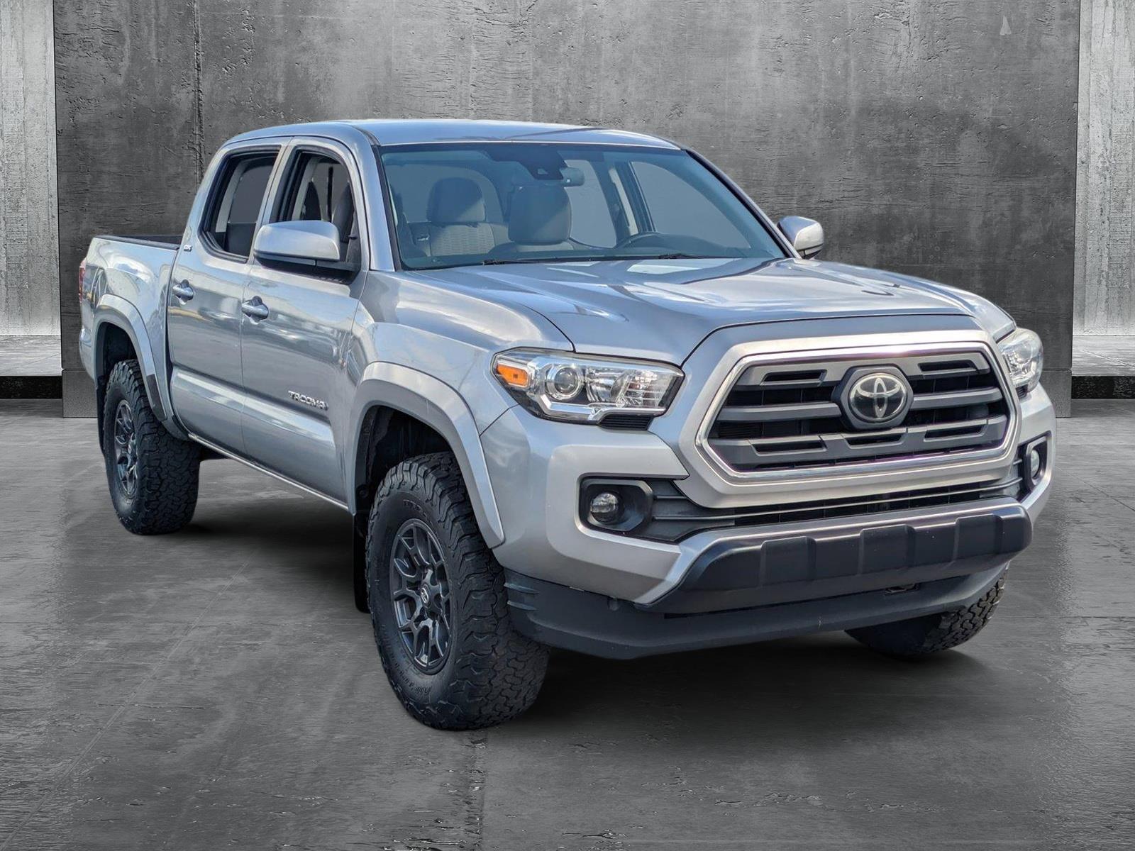 2018 Toyota Tacoma Vehicle Photo in Bradenton, FL 34207