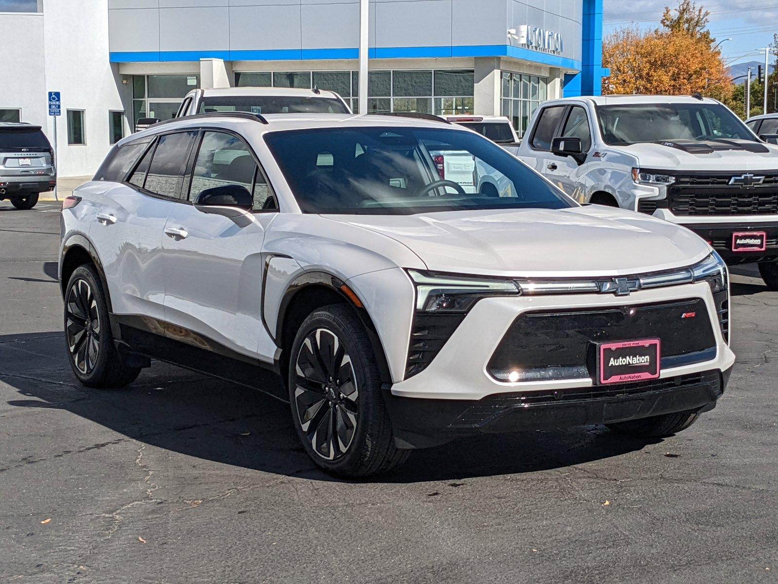 2024 Chevrolet Blazer EV Vehicle Photo in VALENCIA, CA 91355-1705