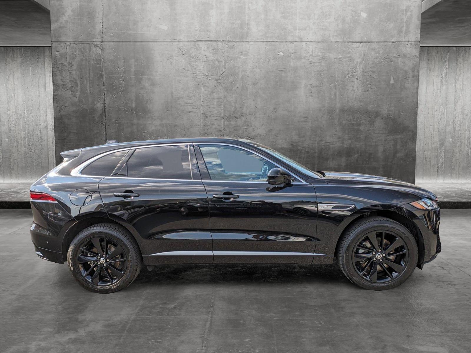 2024 Jaguar F-PACE Vehicle Photo in Bethesda, MD 20852