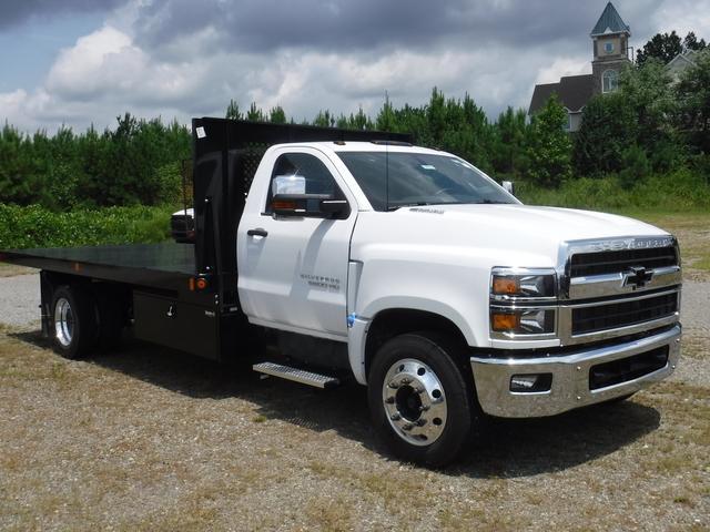 2024 Chevrolet Silverado 5500 HD Vehicle Photo in JASPER, GA 30143-8655