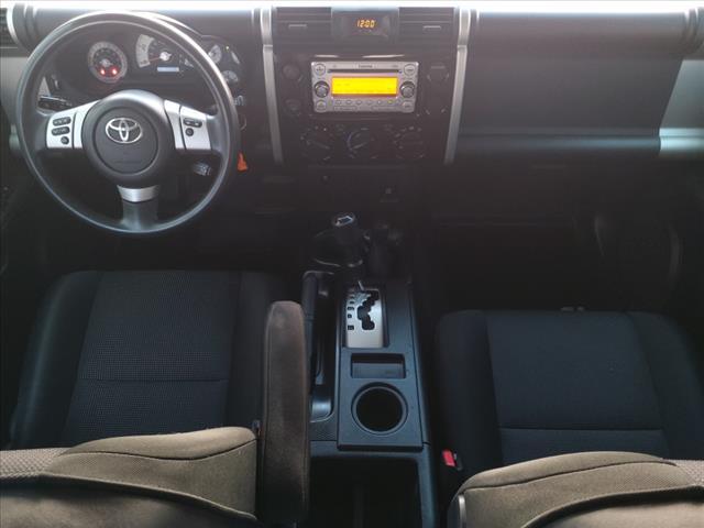 2014 Toyota FJ Cruiser Vehicle Photo in Denton, TX 76205