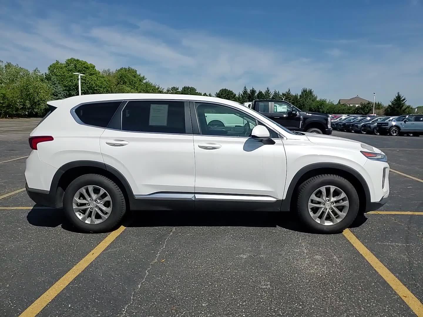 Used 2020 Hyundai Santa Fe SE with VIN 5NMS23AD6LH149409 for sale in Gurnee, IL