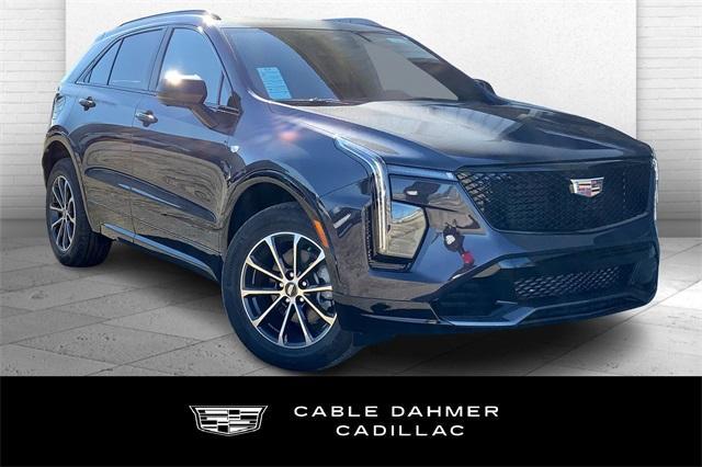 2025 Cadillac XT4 Vehicle Photo in KANSAS CITY, MO 64114-4545