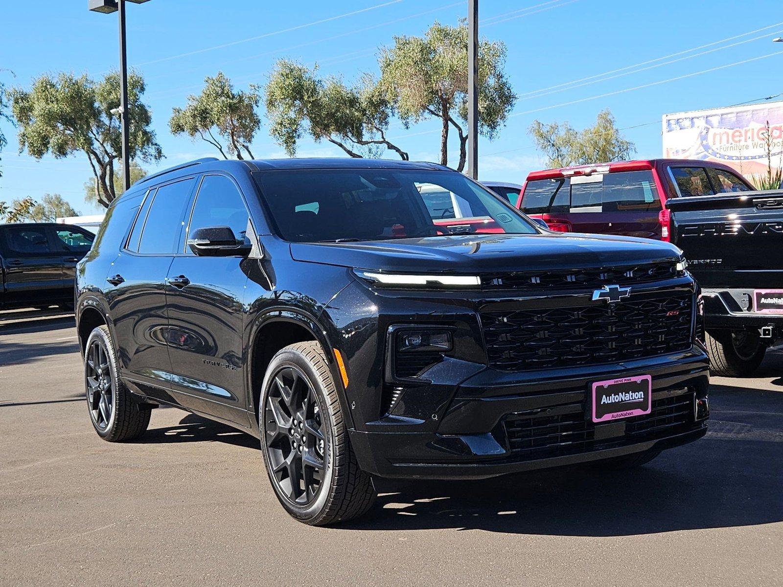 2024 Chevrolet Traverse Vehicle Photo in PEORIA, AZ 85382-3715