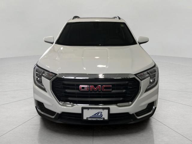 2024 GMC Terrain Vehicle Photo in GREEN BAY, WI 54303-3330