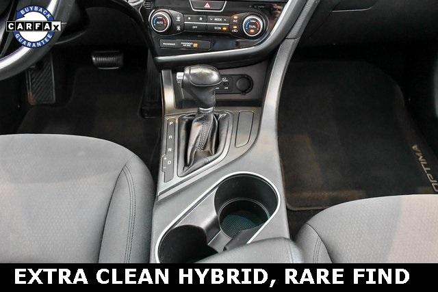 2015 Kia Optima Hybrid Vehicle Photo in Everett, WA 98204