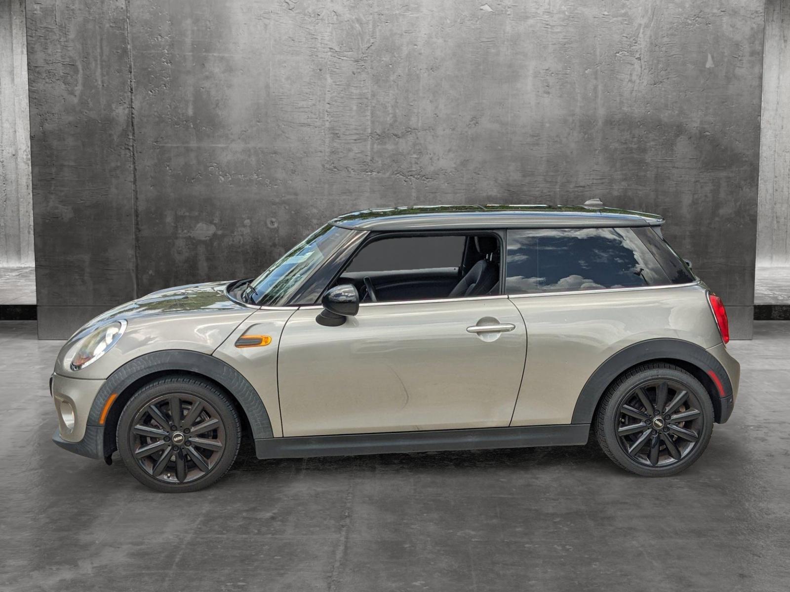 2018 MINI Cooper Hardtop 2 Door Vehicle Photo in Pembroke Pines , FL 33027