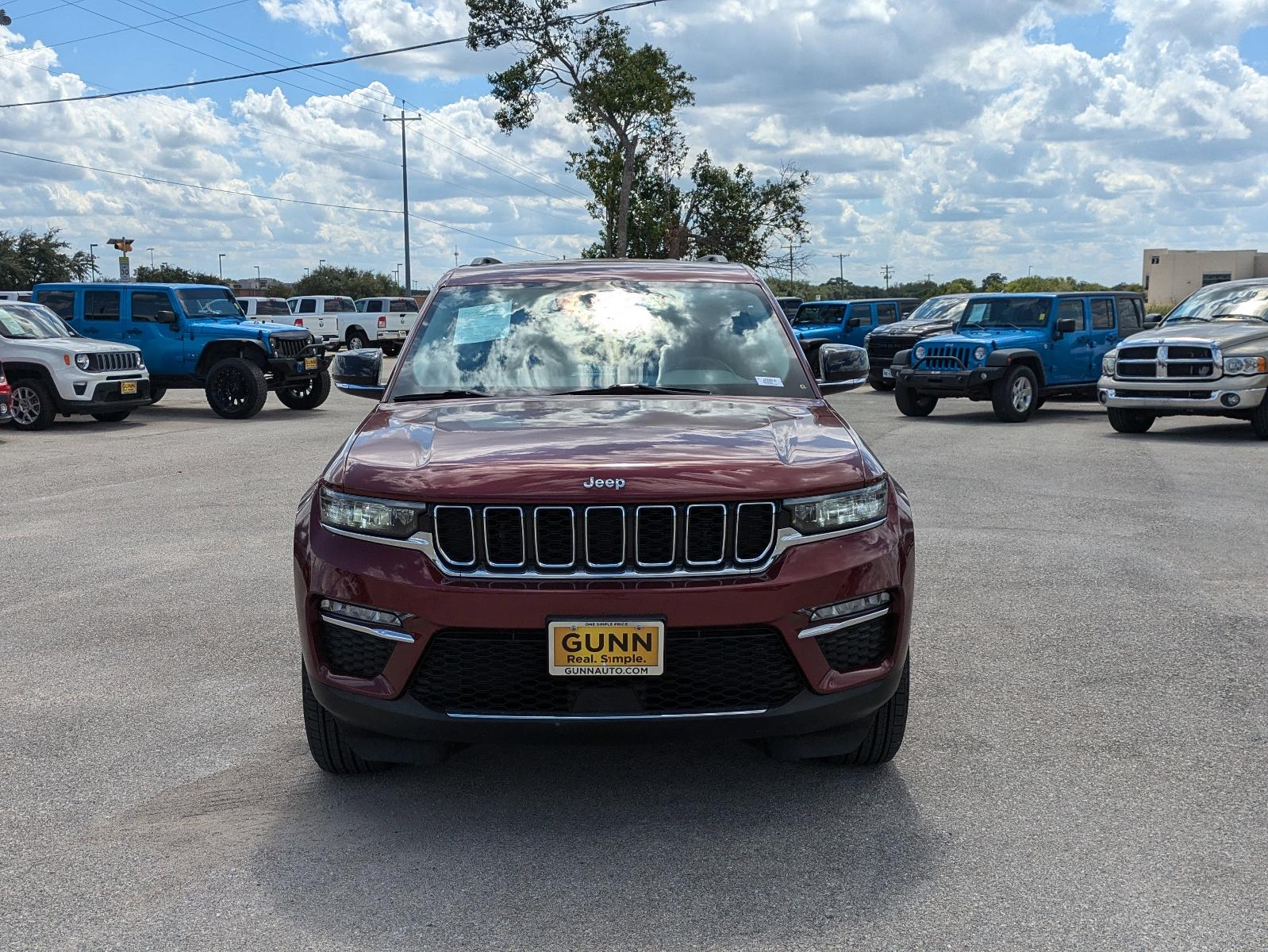 2022 Jeep Grand Cherokee Vehicle Photo in Seguin, TX 78155