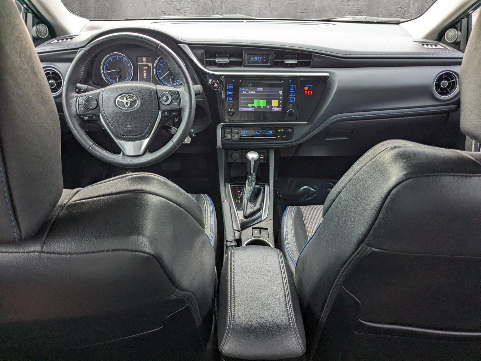 2018 Toyota Corolla Vehicle Photo in Davie, FL 33331