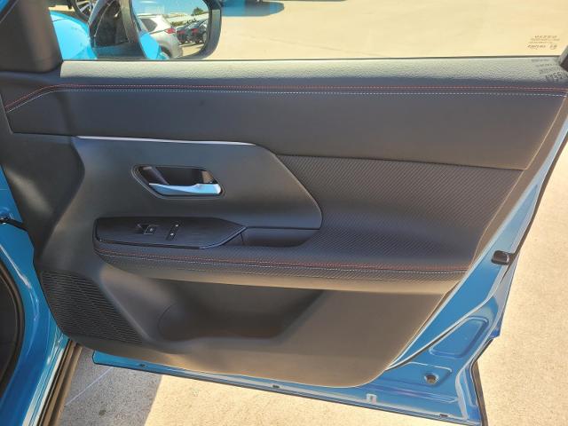 2025 Nissan Kicks Vehicle Photo in Weatherford, TX 76087